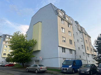 Pronájem garáže 13 m², Praha 4 - Chodov
