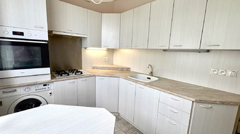 Prodej bytu 3+1 v osobním vlastnictví 70 m², Ostrov