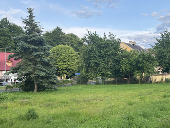 Prodej pozemku 1687 m², Ostrov