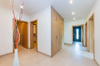 Pronájem domu 118 m², Praha 9 - Klánovice