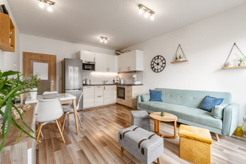 Pronájem bytu 2+kk v osobním vlastnictví 54 m², Praha 10 - Uhříněves
