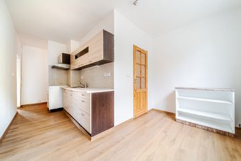 Prodej bytu 2+1 v osobním vlastnictví 57 m², Adamov