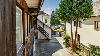 Prodej domu 500 m², Cvikov