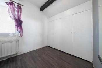 Pokoj / šatna - Prodej domu 144 m², Unhošť
