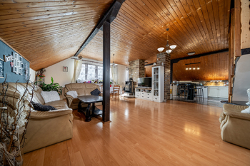 Obývací pokoj - Prodej domu 144 m², Unhošť