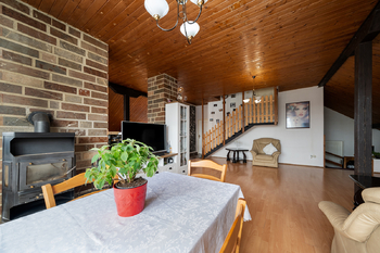 Obývací pokoj - Prodej domu 144 m², Unhošť