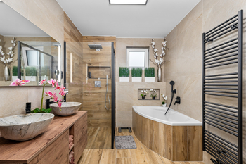 koupelna s WC - Prodej domu 130 m², Roudné