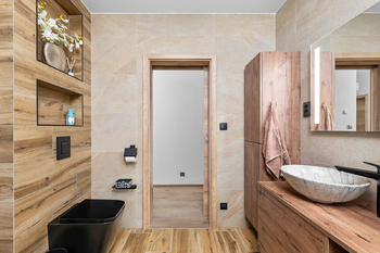 koupelna - Prodej domu 130 m², Roudné