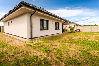 Prodej domu 130 m², Roudné