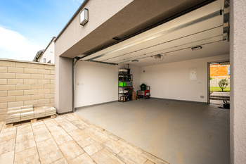 garáž pro 2 auta  - Prodej domu 130 m², Roudné
