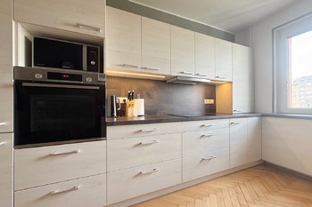 kuchyně - Prodej bytu 3+1 v osobním vlastnictví 82 m², Praha 4 - Záběhlice