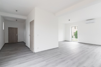 Prodej bytu 3+kk v osobním vlastnictví 78 m², Skorkov