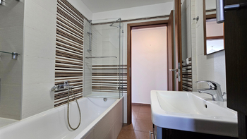 Pronájem bytu 2+kk v osobním vlastnictví 57 m², Komárov