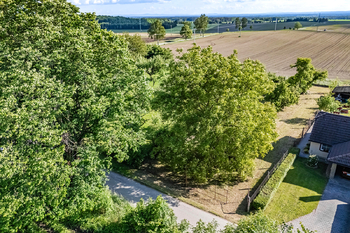 Pohled z dronu. - Prodej pozemku 924 m², Pleše