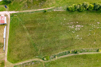 Ptačí perspektiva. - Prodej pozemku 14044 m², Člunek