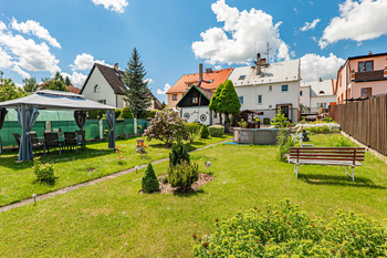 Zahrada. - Prodej domu 161 m², Jindřichův Hradec