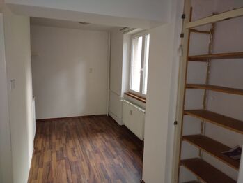 Pronájem bytu 2+1 v osobním vlastnictví 56 m², Dobříš
