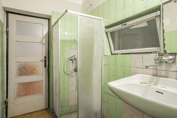 Prodej domu 86 m², Vinaře