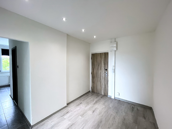 Vstupní chodba - Pronájem bytu 3+1 v osobním vlastnictví 65 m², Most