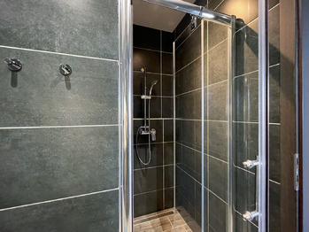 Koupelna - Pronájem bytu 3+1 v osobním vlastnictví 65 m², Most