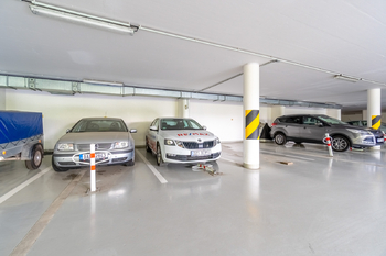 Prodej garážového stání 12 m², Praha 10 - Michle