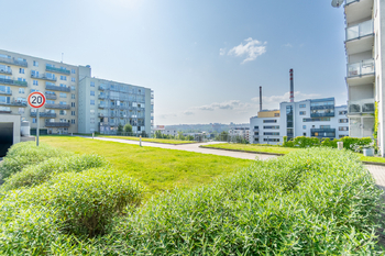 Prodej garážového stání 12 m², Praha 10 - Michle