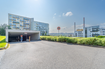 Prodej garážového stání 12 m², Praha 10 - Michle