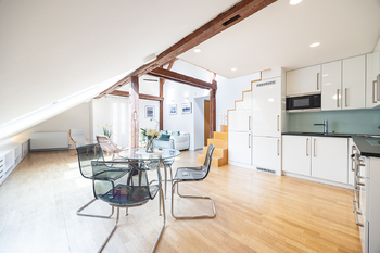 Prodej bytu 2+kk v osobním vlastnictví 75 m², Praha 1 - Staré Město