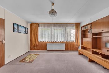obývací pokoj - Prodej domu 184 m², Nové Město nad Metují