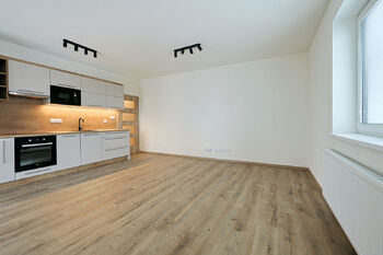 Pronájem bytu 2+kk v osobním vlastnictví 51 m², Plzeň