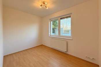 ložnice - Pronájem domu 336 m², Praha 6 - Nebušice