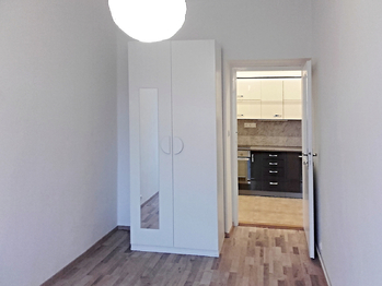 Pronájem bytu 2+kk v osobním vlastnictví 43 m², Praha 4 - Nusle