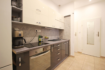 Pronájem bytu 2+kk v osobním vlastnictví 43 m², Praha 4 - Nusle