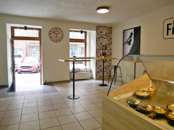 Pronájem obchodních prostor 90 m², Praha 8 - Karlín