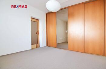 Prodej bytu 2+1 v osobním vlastnictví 55 m², Praha 6 - Veleslavín