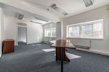 Pronájem kancelářských prostor 37 m², Praha 9 - Horní Počernice