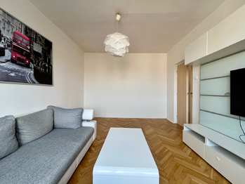 Pronájem bytu 2+1 v osobním vlastnictví 55 m², Chomutov