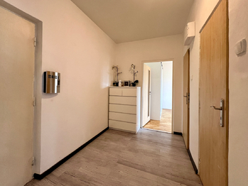 Pronájem bytu 2+1 v osobním vlastnictví 55 m², Chomutov
