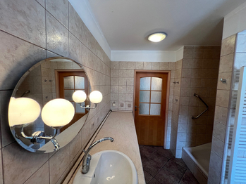 Prodej domu 214 m², Dobřichovice