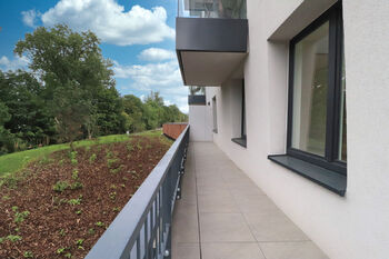 Terasa - Pronájem bytu 2+kk v družstevním vlastnictví 55 m², Praha 9 - Vysočany