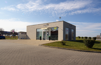 pohled zvenku - Pronájem obchodních prostor 70 m², Dobřejovice