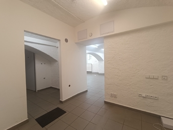 Pronájem jiných prostor 75 m², Praha 5 - Smíchov