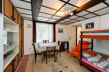 obývací pokoj - Prodej domu 98 m², Sazená
