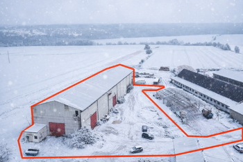 Prodej skladovacích prostor 1400 m², Bílá Třemešná
