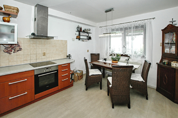 Prodej domu 179 m², Staňkov