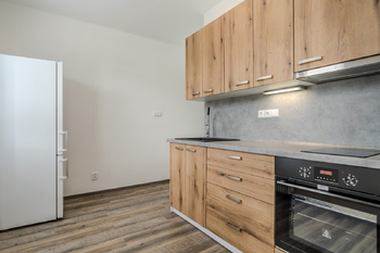 Kuchyňský kout - Pronájem bytu 1+kk v osobním vlastnictví 37 m², Libouchec