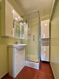 koupelna - Pronájem bytu 2+kk v osobním vlastnictví 48 m², České Budějovice