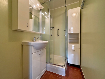 koupelna - Pronájem bytu 2+kk v osobním vlastnictví 48 m², České Budějovice