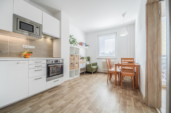 Pronájem bytu 3+1 v osobním vlastnictví 79 m², Praha 4 - Michle