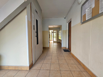 Prodej bytu 2+kk v osobním vlastnictví 40 m², Praha 4 - Michle